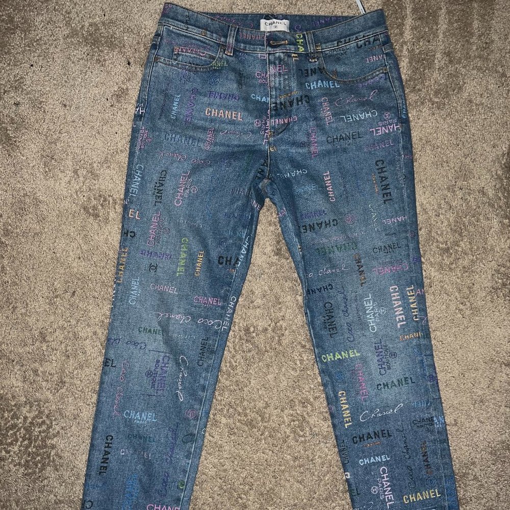 CHANEL JEANS